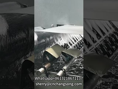 Vòng cuộn nhôm có lớp phủ màu mà anh đã đặt hàng đang được sản xuất.