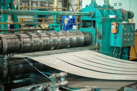 Hợp kim 3003 Cuộn nhôm màu trắng Dải nhôm tráng trước Chiều rộng 300mm Độ dày 1,00mm được sử dụng cho ống xả