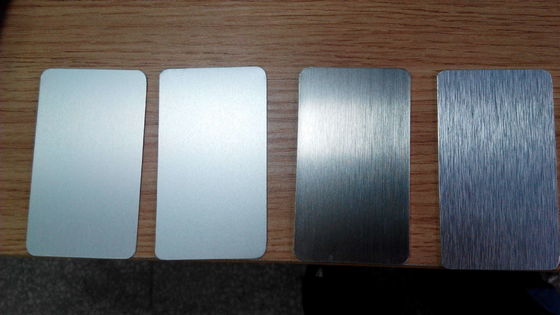 Sợi vẽ kết thúc màu nhôm cuộn hợp kim 1060 20 Gauge Prepainted tấm nhôm cho máy giặt bảng điều khiển