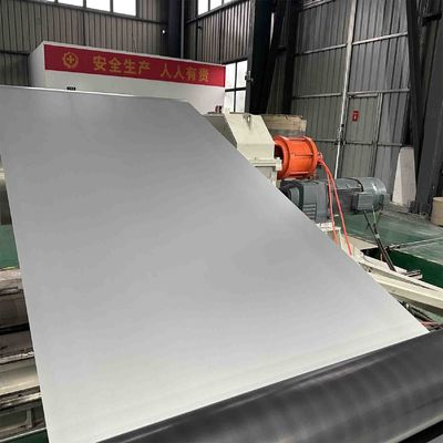 Sợi vẽ kết thúc màu nhôm cuộn hợp kim 1060 0.70mmDai prepainted tấm nhôm cho bảng điều khiển tủ lạnh