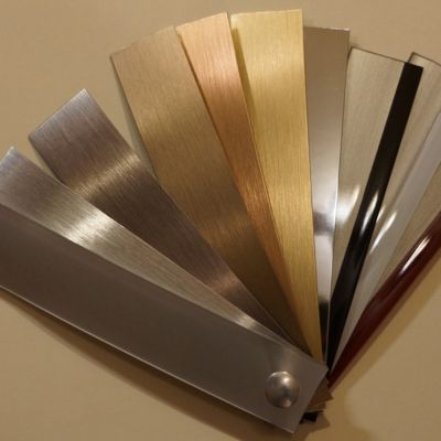 Cuộn nhôm sơn sẵn xử lý bề mặt chải AA5052