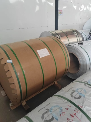 Hợp kim nhôm 3105 0,55mm màu mờ dày PVDF cuộn nhôm được vẽ sẵn cho bức tường rèm bảng mặt tiền mặt