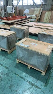 Độ dày 0,10mm Chiều rộng 45mm Cuộn dây nhôm được sơn sẵn để làm băng thông gió có thể cuộn được